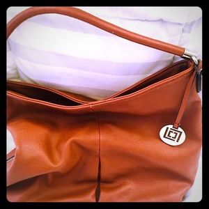 Hello hobo! Chic, soft genuine leather bag